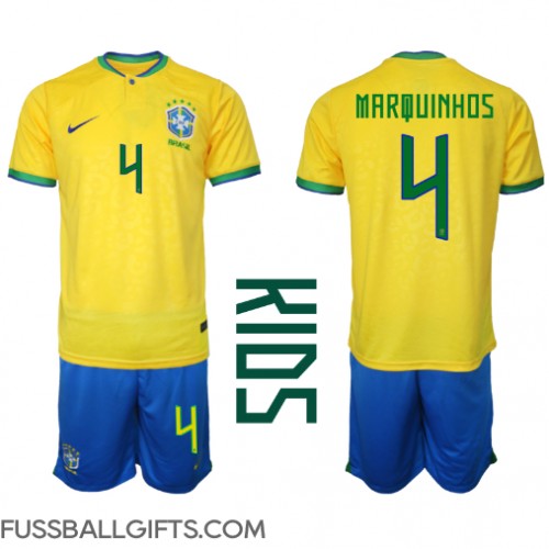 Brasilien Marquinhos #4 Fußballbekleidung Heimtrikot Kinder WM 2022 Kurzarm (+ kurze hosen)